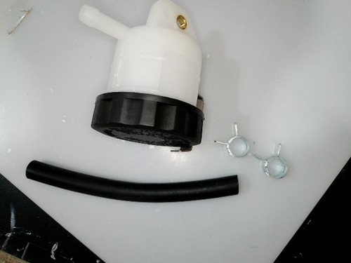 Brake fluid reservoir - reservoir, cup